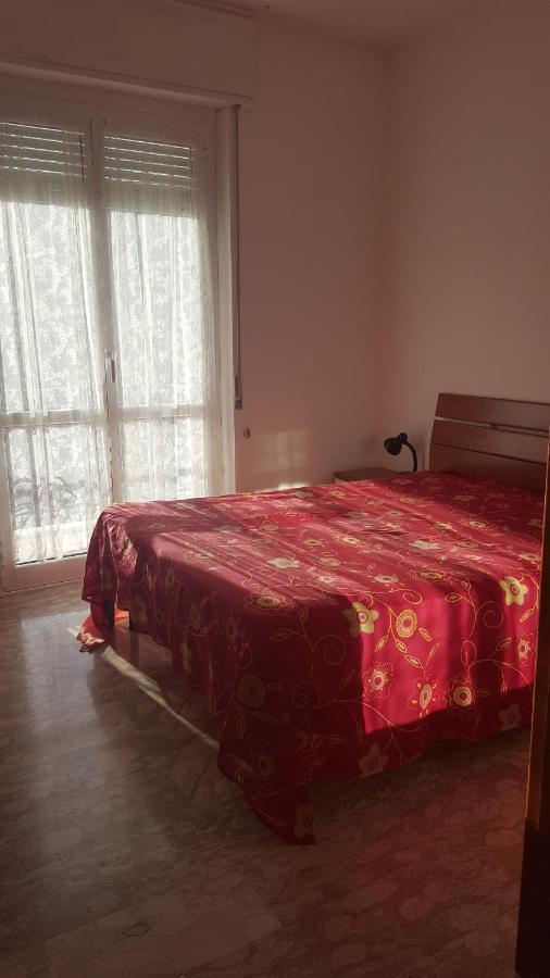 Appartement Albenga Sul Mare Famiglie Ed Amici Fino 10 Posti Extérieur photo