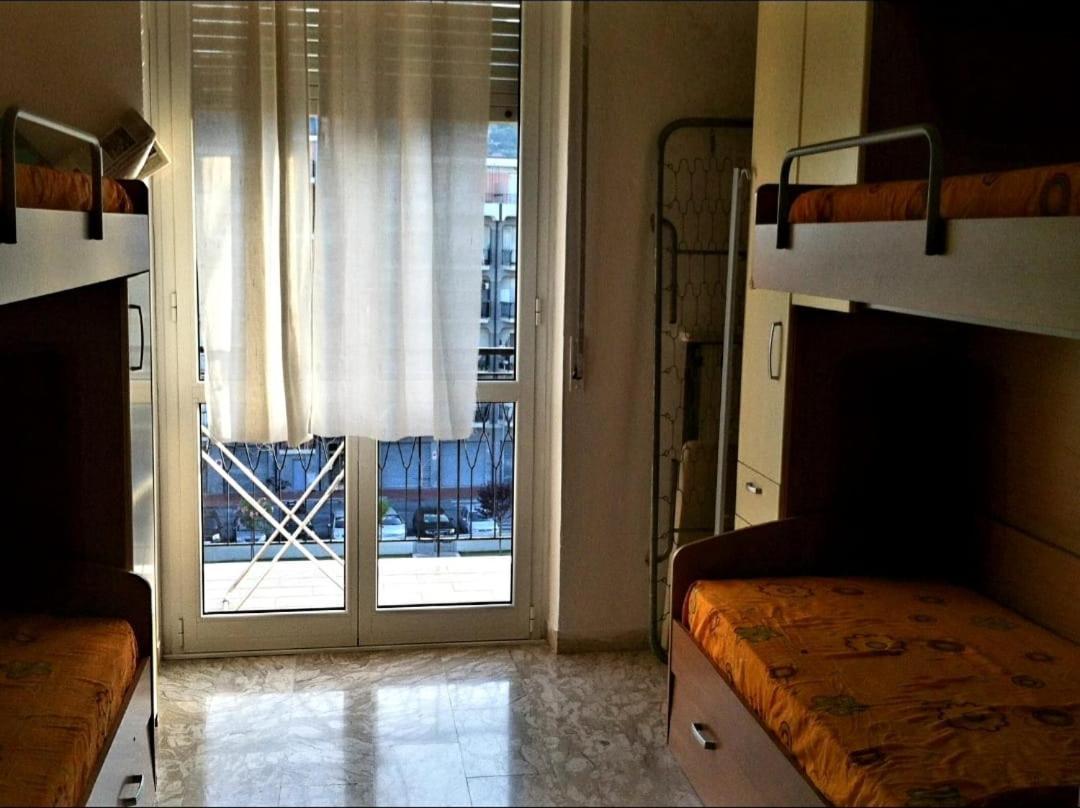 Appartement Albenga Sul Mare Famiglie Ed Amici Fino 10 Posti Extérieur photo