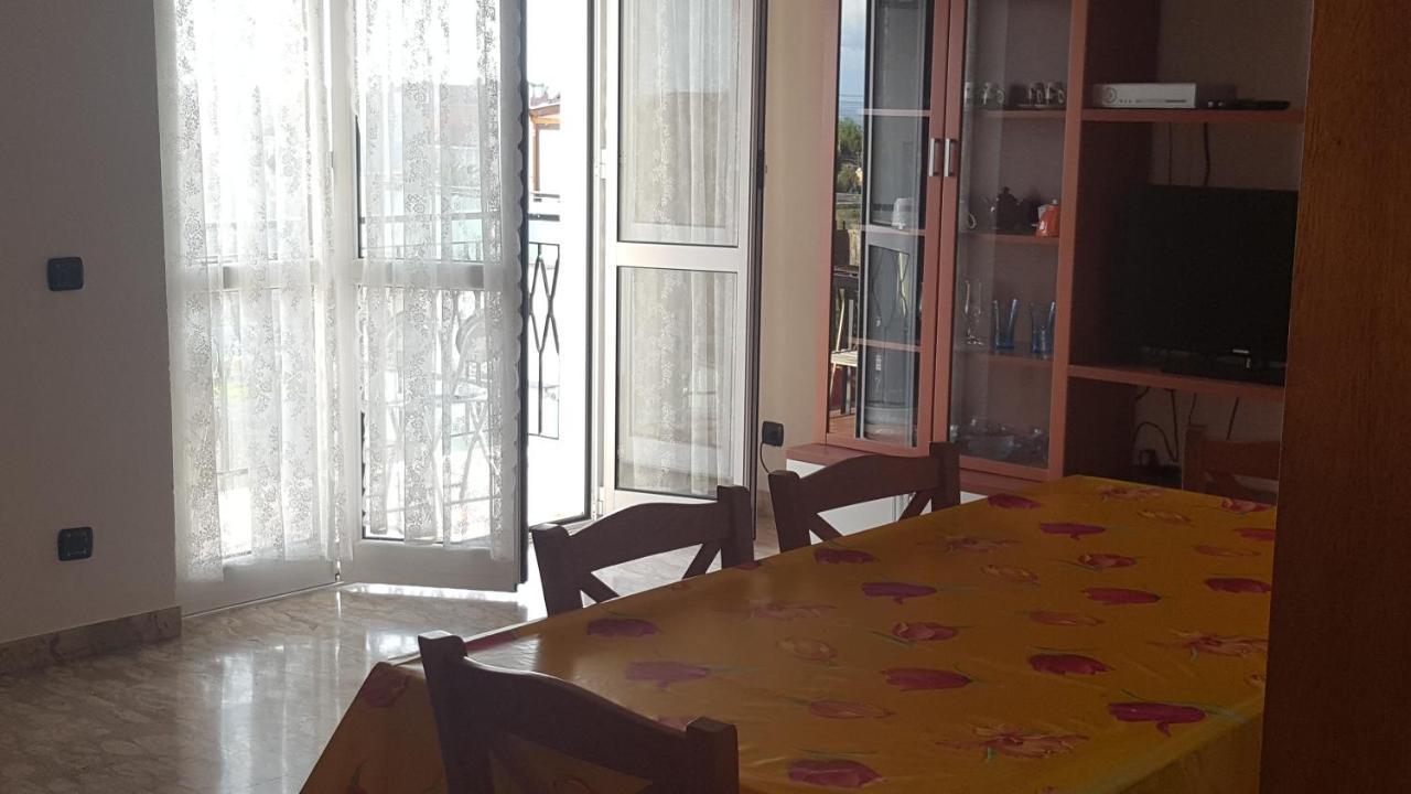 Appartement Albenga Sul Mare Famiglie Ed Amici Fino 10 Posti Extérieur photo